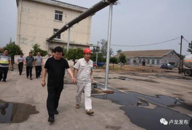 卢龙县开展拆除燃煤星空网(中国)集中行动